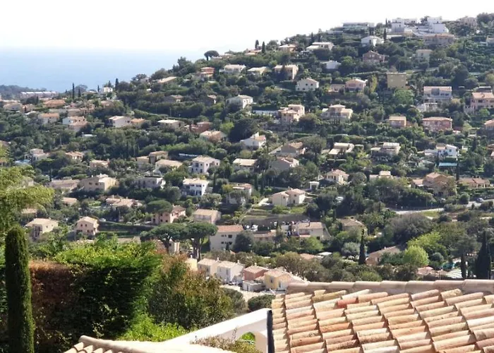 Maison Provencale * Cavalaire-sur-Mer