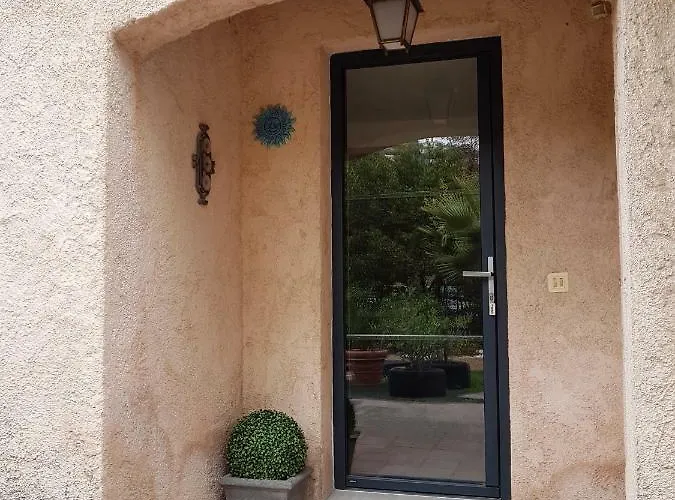 Maison Provencale Apartman *